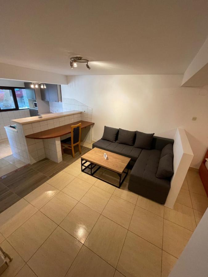 Apartment Victoria Stara Baška エクステリア 写真